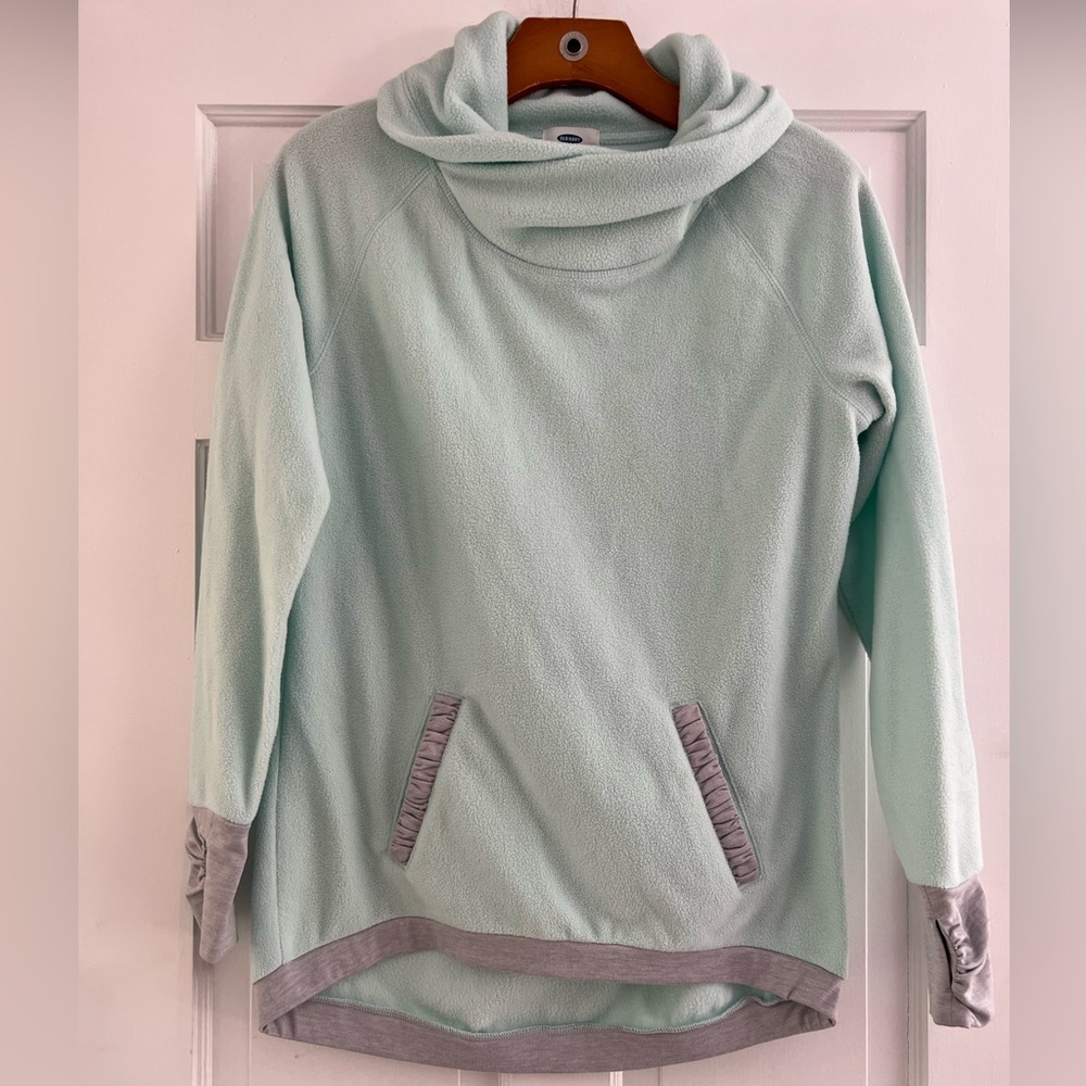 Old Navy Fleece Pullover